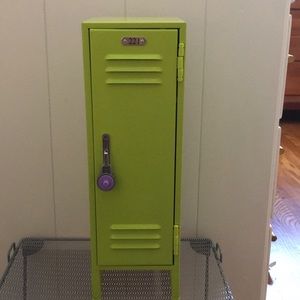 American Girl Doll School Locker Set